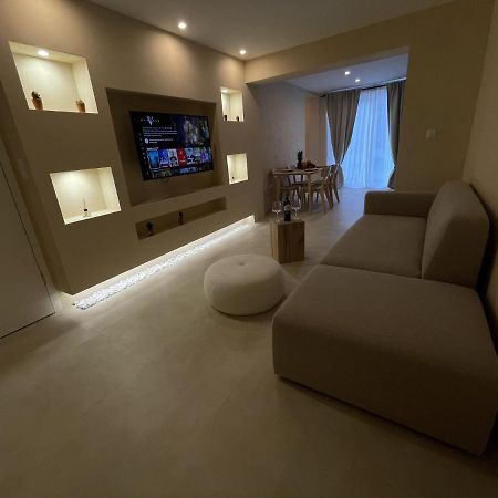 Cozy Apartment Matijas With Private Parking And Terrace Split Exterior photo