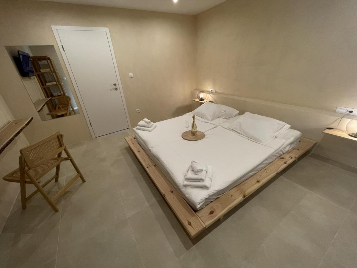 Cozy Apartment Matijas With Private Parking And Terrace Split Exterior photo